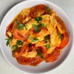 Tomato and Eggs, so simple, healthy and delicious, and only takes 10 minutes!